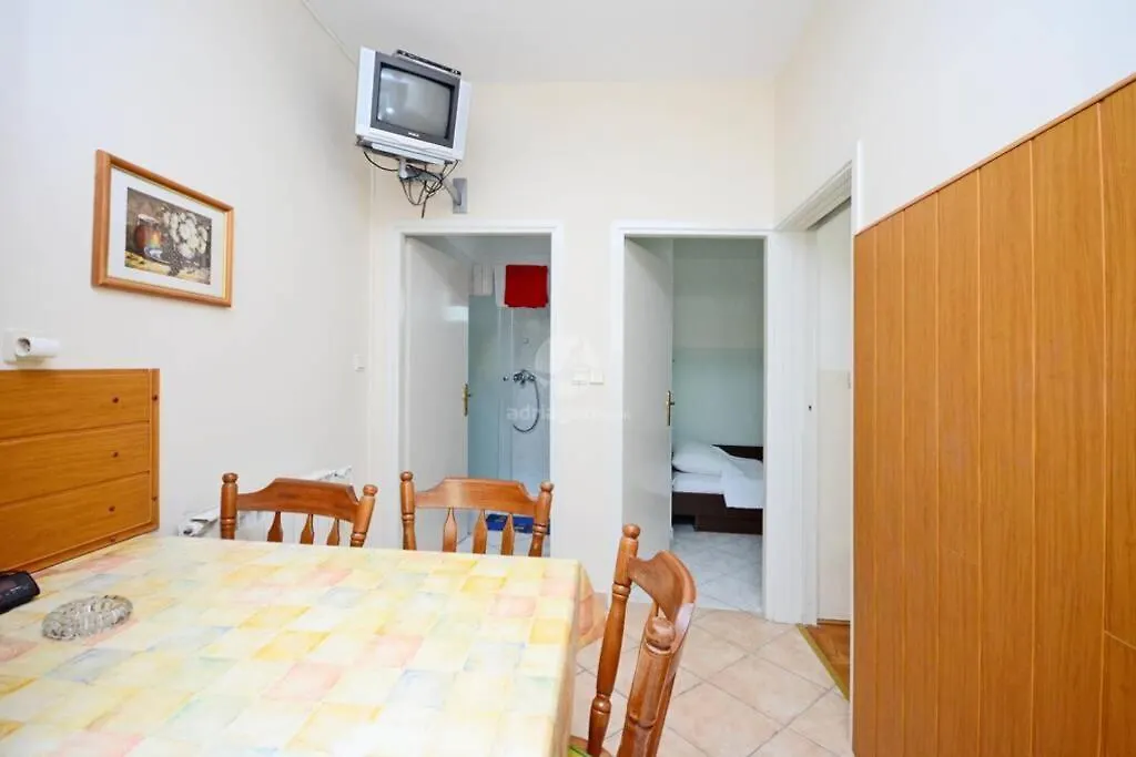 Adriatic Apartman A4 -Rab Kampor 0*,  Croatia
